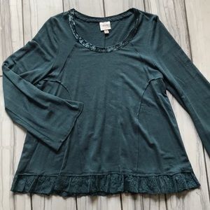 Women’s large long sleeve shirt